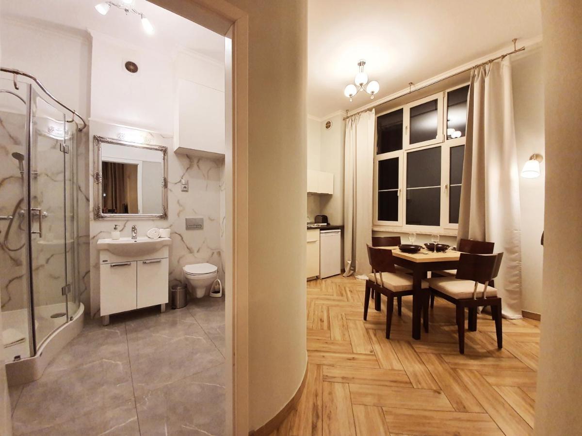 Holiday Suites Cracow Krakow Exterior photo