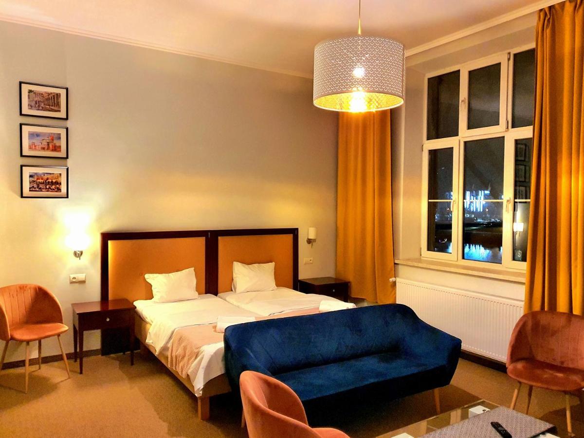 Holiday Suites Cracow Krakow Exterior photo
